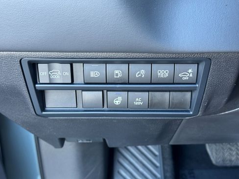 Used 2024 Toyota Sequoia Platinum image 20