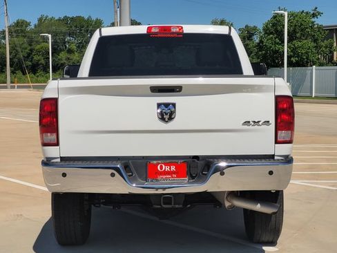 Used 2018 RAM 2500 Tradesman w/ Chrome Appearance Group AWD/4WD image 5