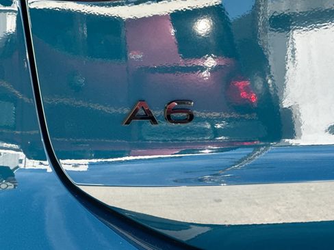New 2025 Audi A6 e-tron Premium image 27