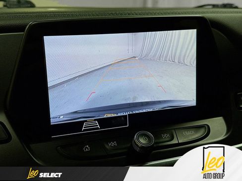 Used 2021 Chevrolet Blazer LT FWD image 16