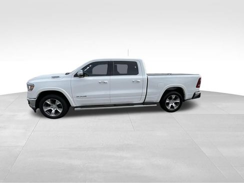 Used 2019 RAM 1500 Laramie AWD/4WD image 4