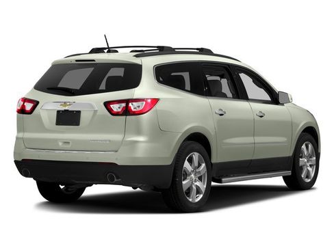 Used 2017 Chevrolet Traverse Premier FWD image 3