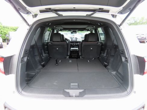 New 2025 Honda Pilot TrailSport image 11