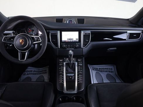 Used 2017 Porsche Macan GTS image 25