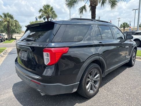 Used 2022 Ford Explorer XLT w/ Equipment Group 202A RWD image 5