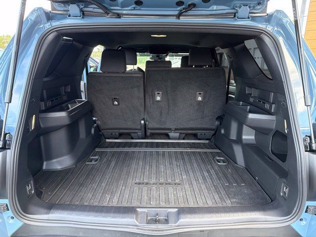 Used 2026 Toyota 4Runner SR5 AWD/4WD image 16