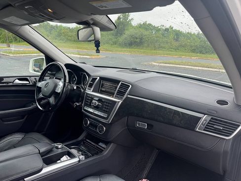 Used 2015 Mercedes-Benz ML 400 4MATIC image 7