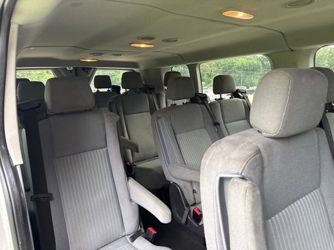 Used 2015 Ford Transit 350 XLT RWD image 16