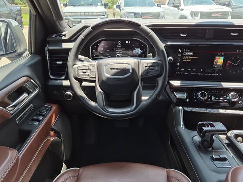 Used 2024 GMC Sierra 1500 Denali Ultimate AWD/4WD image 33