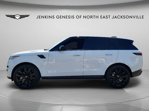 Used 2024 Land Rover Range Rover Sport SE AWD/4WD image 6