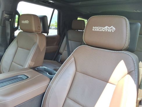 Certified 2023 Chevrolet Tahoe High Country w/ Advanced Technology Package AWD/4WD image 26