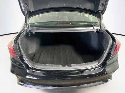 Used 2024 Kia Forte LXS FWD image 26