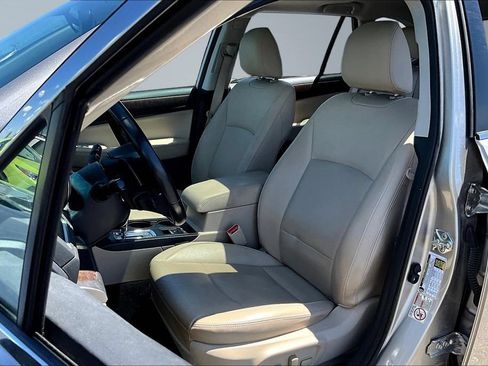 Used 2016 Subaru Outback 3.6R Limited AWD/4WD image 17