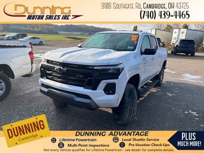 Used 2023 Chevrolet Colorado Z71 w/ Z71 Convenience Package 2