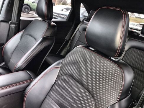 Used 2025 Ford Escape ST-Line w/ Equipment Group 301A image 11