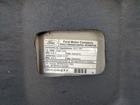Used 2011 Ford Flex SEL w/ Rapid Spec Order Code FWD image 28