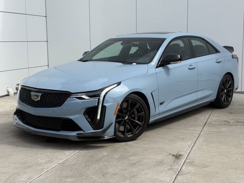 Certified 2025 Cadillac CT4 V Blackwing w/ Carbon Fiber 1 Package RWD image 2