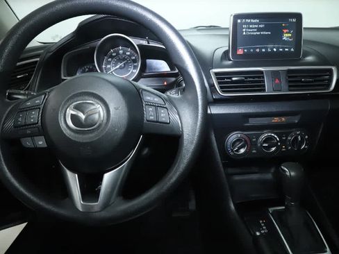 Used 2016 MAZDA MAZDA3 i Sport w/ Preferred Equipment Package FWD image 29