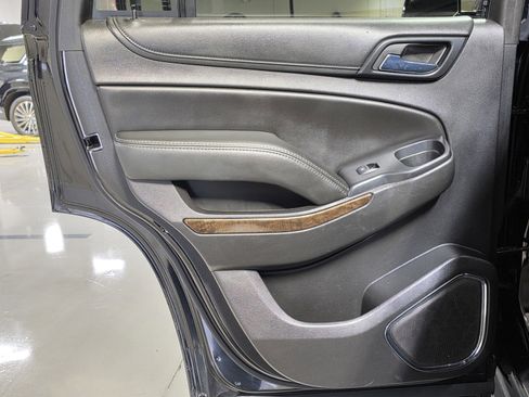 Used 2017 Chevrolet Tahoe LS image 14