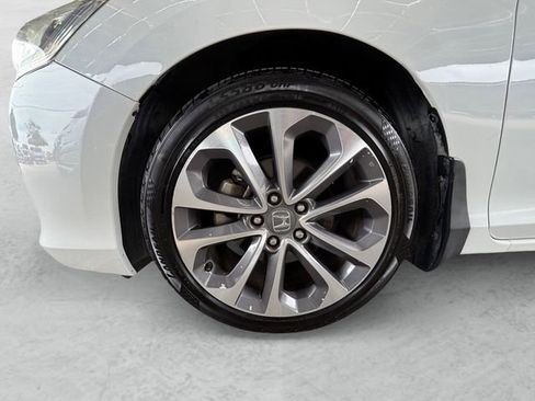 Used 2014 Honda Accord Sport image 29