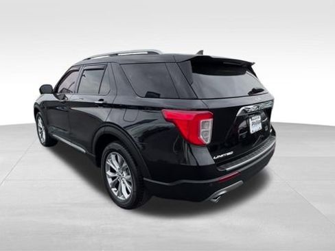 Used 2023 Ford Explorer Limited AWD/4WD image 4