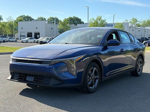 Used 2025 Kia K4 LXS FWD image 5