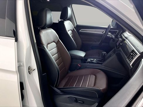 Used 2023 Volkswagen Atlas SEL Premium AWD/4WD image 12