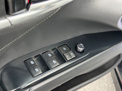 Used 2018 Toyota Camry XSE w/ Driver Assist Package FWD image 14