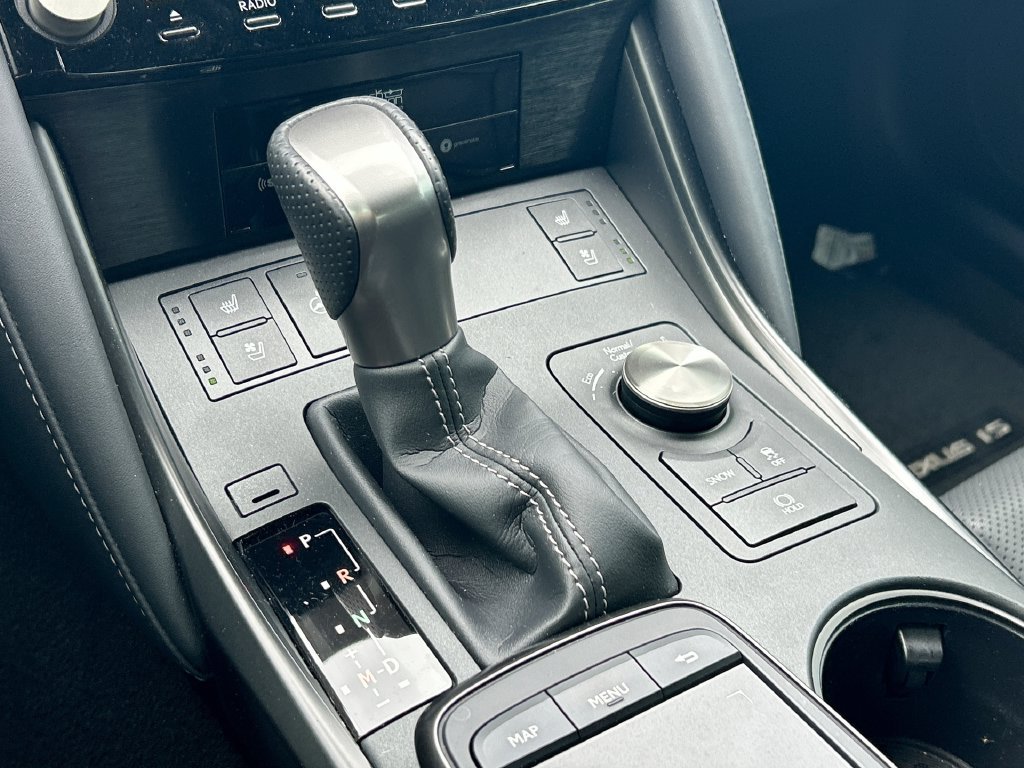Used 2023 Lexus IS 350 F Sport RWD image 23