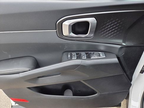 New 2026 Kia Sorento S FWD image 11