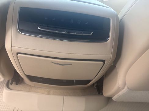 Used 2023 Cadillac Escalade Premium Luxury w/ Performance Package image 41