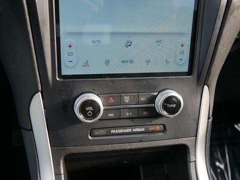 Certified 2023 Ford Edge SEL image 23