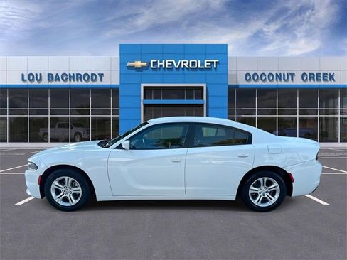 Used 2022 Dodge Charger SXT image 5