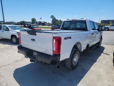 Used 2024 Ford F250 XL AWD/4WD image 7