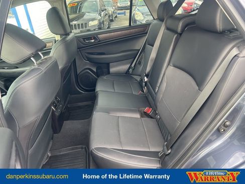 Used 2017 Subaru Outback 2.5i Limited image 29