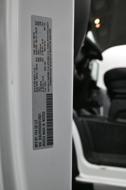 Used 2025 RAM ProMaster 2500 w/ Convenience Group FWD image 18