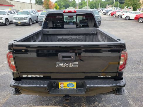 Used 2018 GMC Sierra 1500 Denali AWD/4WD image 28