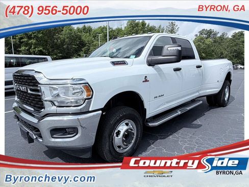 Used 2024 RAM 3500 Big Horn AWD/4WD image 1