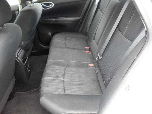 Used 2018 Nissan Sentra SV image 18