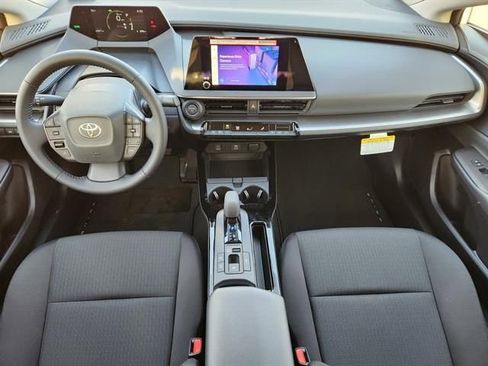 New 2026 Toyota Prius LE image 19