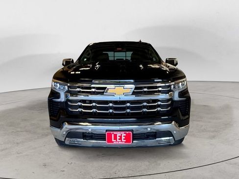 Used 2022 Chevrolet Silverado 1500 LTZ AWD/4WD image 9