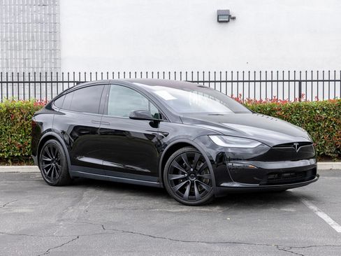 Used 2022 Tesla Model X AWD/4WD image 18