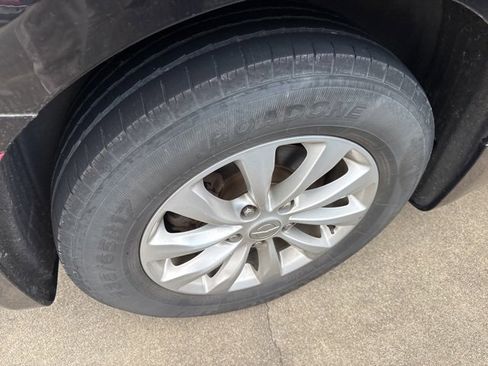 Used 2019 Chrysler Pacifica Touring Plus w/ Advanced Safetytec Group image 8