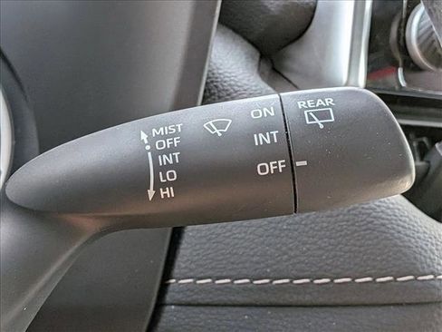 Used 2024 Toyota RAV4 LE AWD/4WD image 10