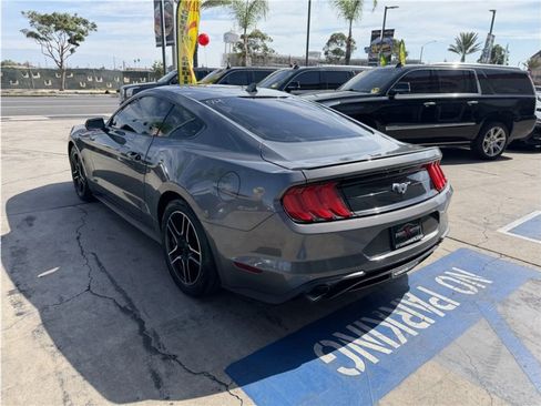 Used 2021 Ford Mustang Premium RWD image 4