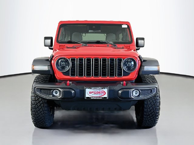 Used 2025 Jeep Wrangler Unlimited Rubicon w/ Convenience Group AWD/4WD image 14
