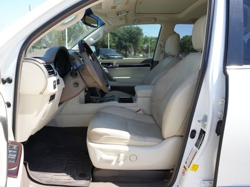 Used 2019 Lexus GX 460 Premium AWD/4WD image 16