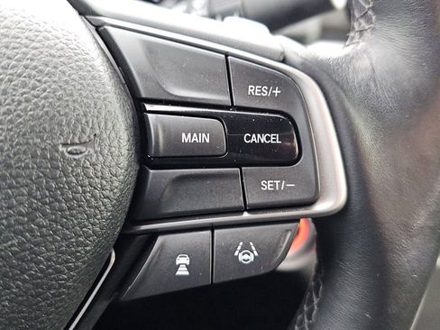 Used 2019 Honda Accord Sport image 15