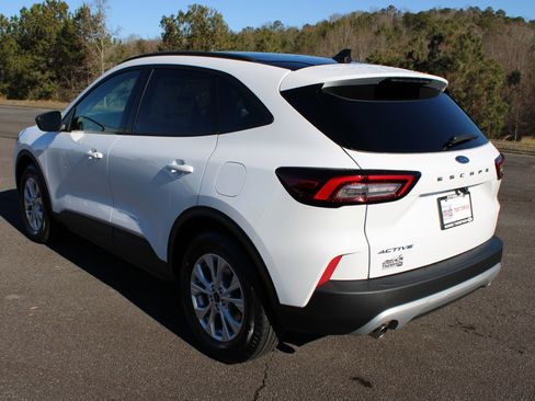 New 2026 Ford Escape Active FWD image 12