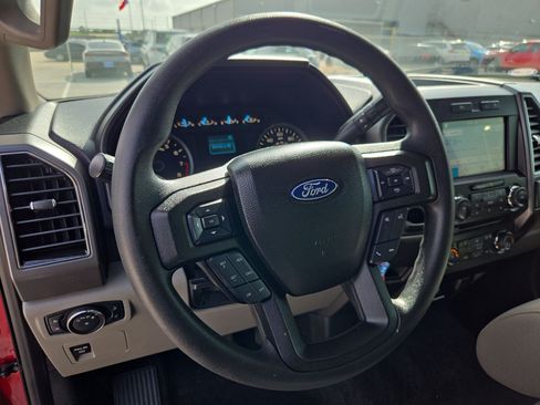 Used 2018 Ford F150 XLT RWD image 16